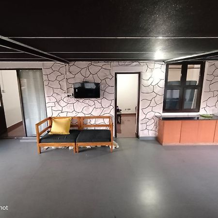 Armaan'S Mud Mart Villa Kodaikanal Eksteriør billede